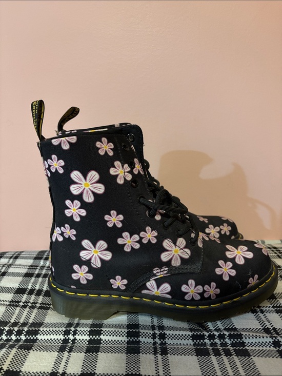 Dr. Martens Shoes - Dr. Martens Practically New Black Floral Lace-Up Boots